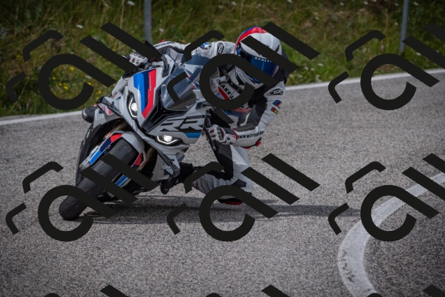 20250802122631-_5006435_am_