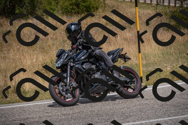 20250802122724-_5006456_am_