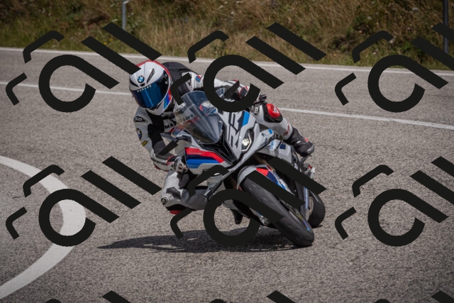 20250802122730-_5006459_am_