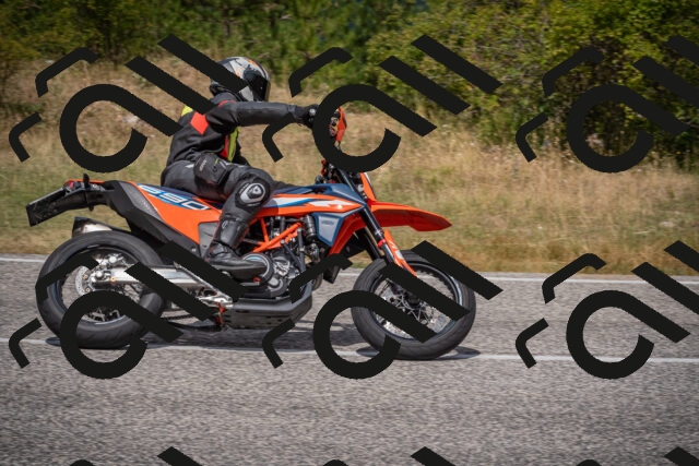 20250802122735-_5006469_am_