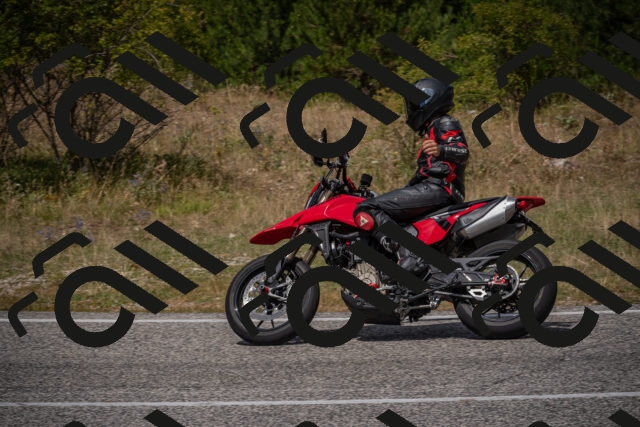 20250802122824-_5006487_am_