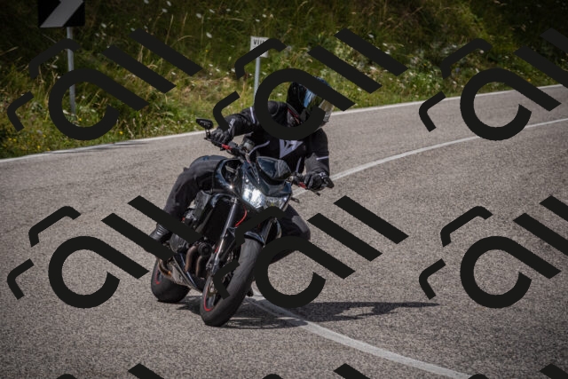 20250802122840-_5006488_am_