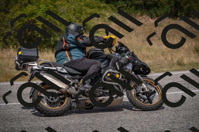 20250802122848-_5006493_am_