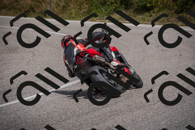 20250802123121-_5006543_am_