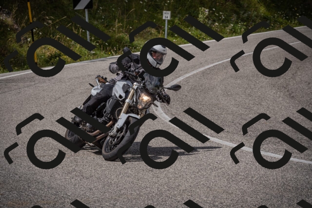 20250802123300-_5006548_am_