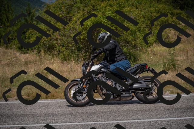 20250802123718-_5006576_am_