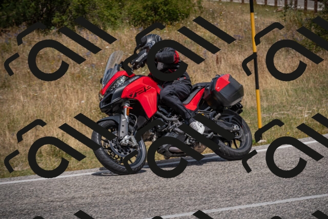 20250802123954-_5006597_am_