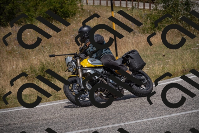 20250802124000-_5006601_am_