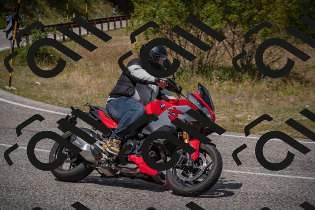 20250802124024-_5006607_am_