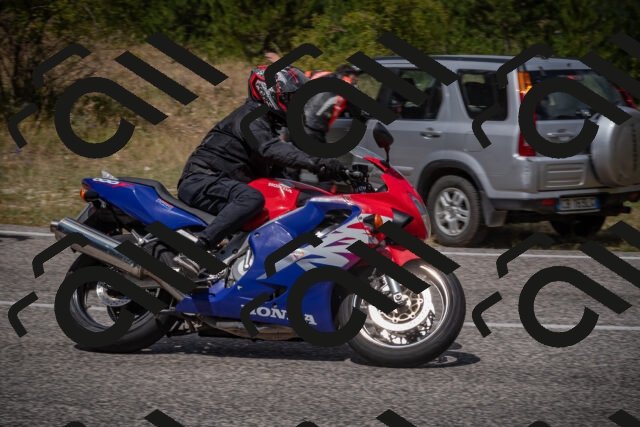 20250802124025-_5006609_am_