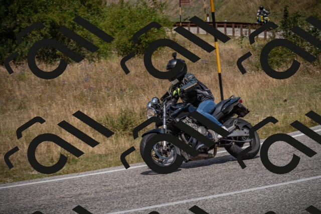 20250802124045-_5006614_am_