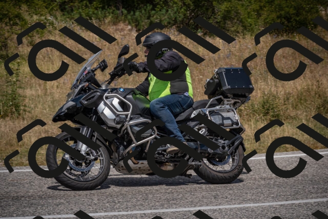 20250802124046-_5006615_am_