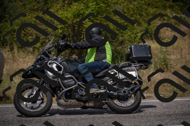 20250802124047-_5006616_am_