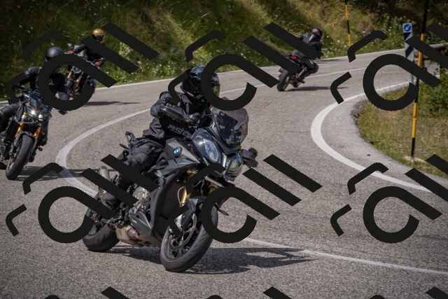 20250802124058-_5006628_am_