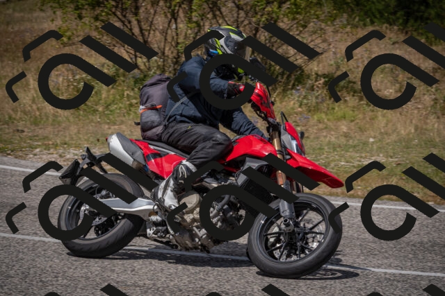 20250802124112-_5006638_am_