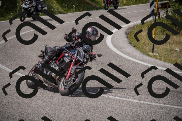 20250802124208-_5006662_am_