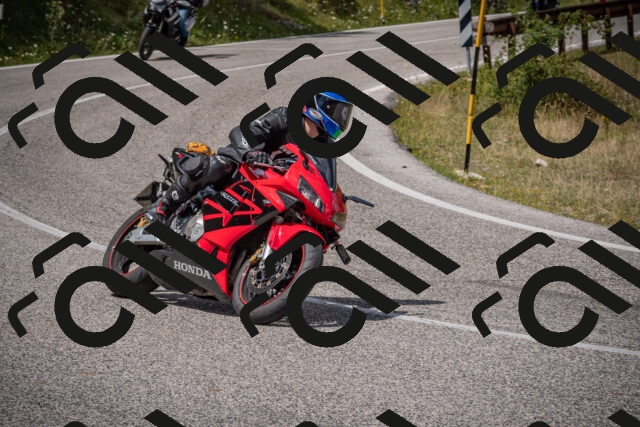 20250802124209-_5006665_am_