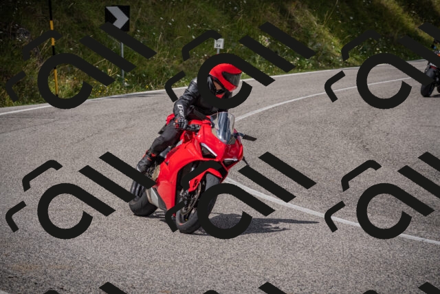 20250802124220-_5006674_am_