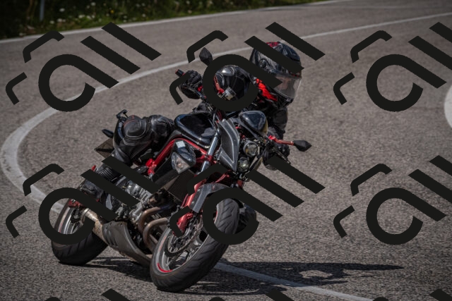 20250802124438-_5006710_am_