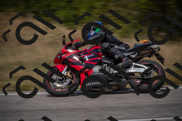 20250802124532-_5006740_am_