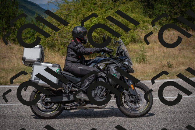 20250802124955-_5006814_am_