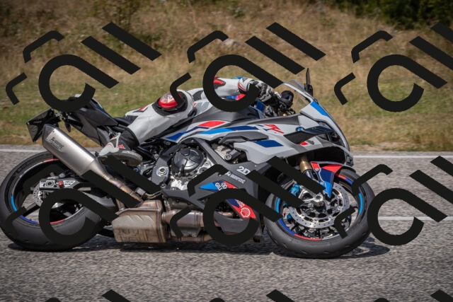 20250802125200-_5006848_am_