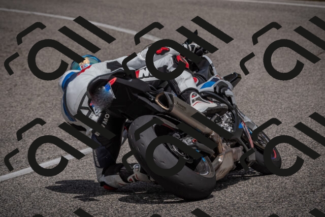 20250802125201-_5006850_am_