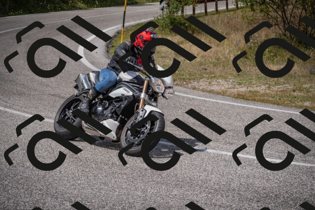 20250802125318-_5006866_am_