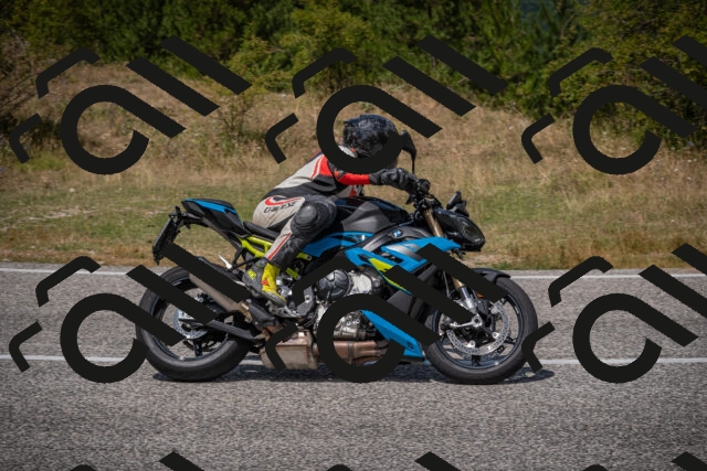 20250802125615-_5006930_am_