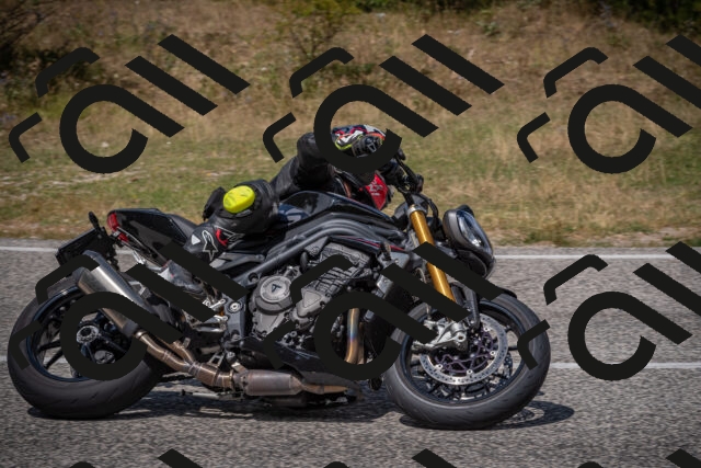 20250802125631-_5006938_am_