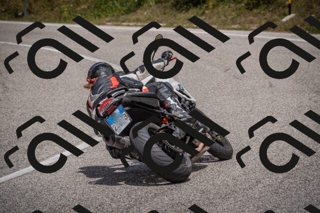 20250802125844-_5006999_am_