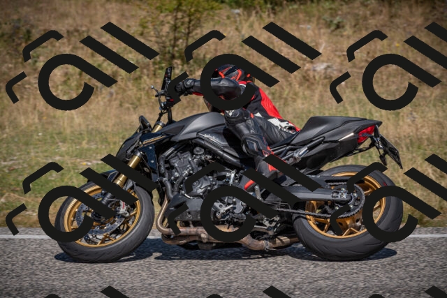 20250803110159-_5007881_am_