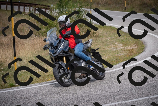 20250803130022-_5009665_am_