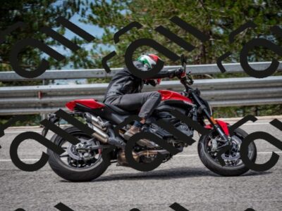 202508031127-DSC_3296_c2