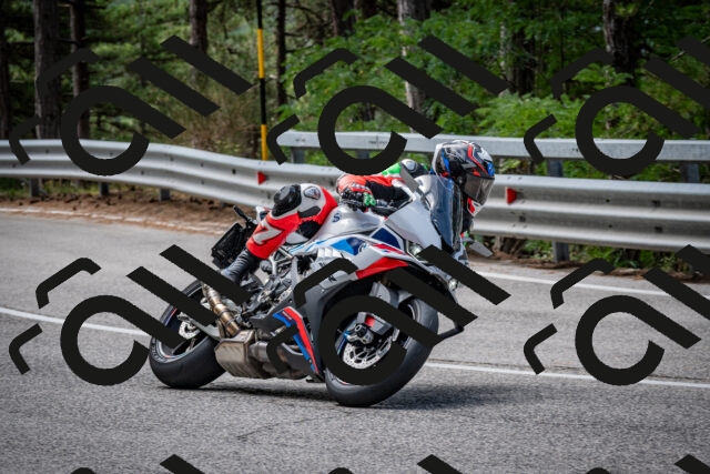 202508031135-DSC_3386_c2