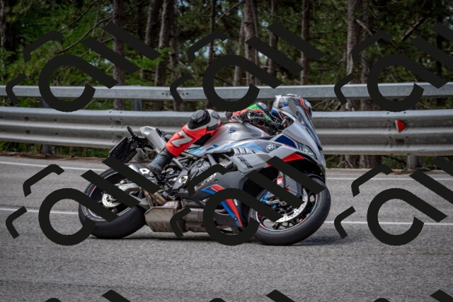 202508031135-DSC_3387_c2