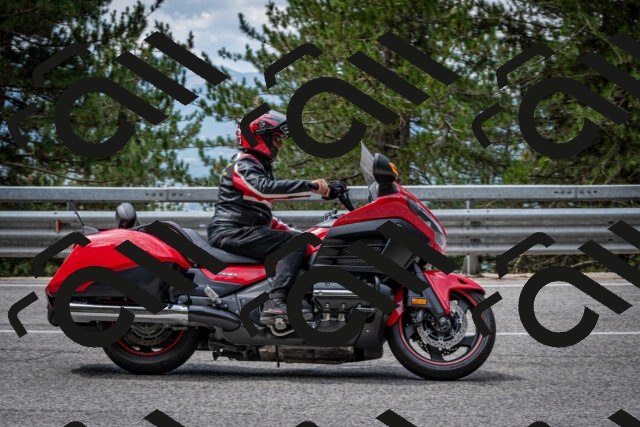 202508031157-DSC_3574_c2