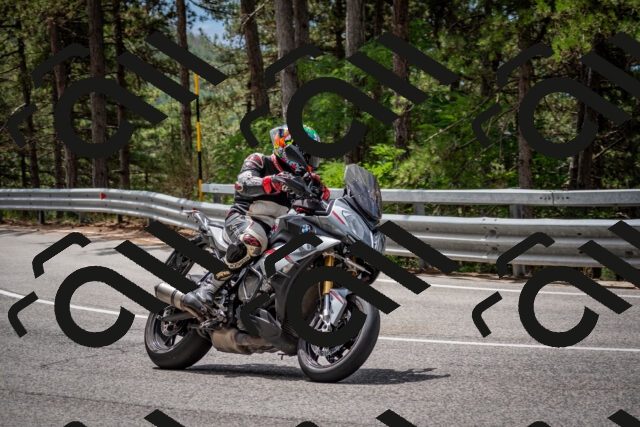 202508031158-DSC_3577_c2