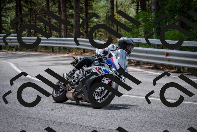 202508031247-DSC_3923_c2