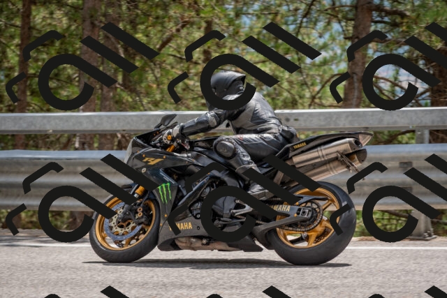 202508031426-DSC_2705_c4_