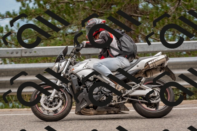 202508031433-DSC_2722_c4_