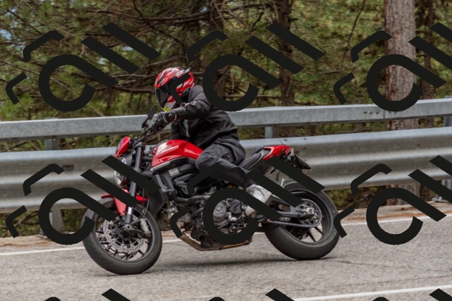 202508031505-DSC_2828_c4_