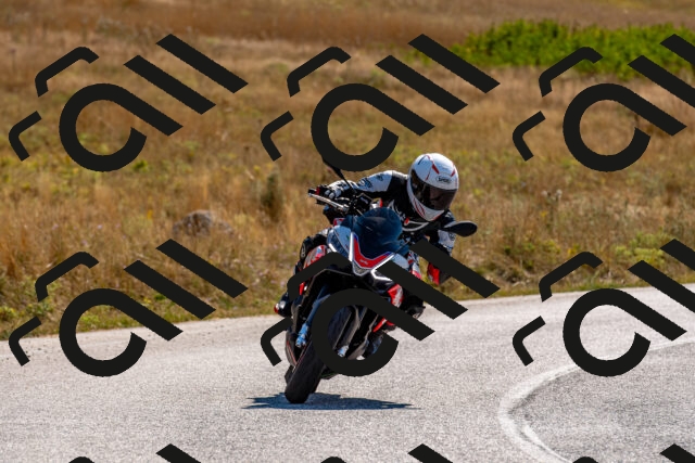 20250802102733-R01_7523_r1