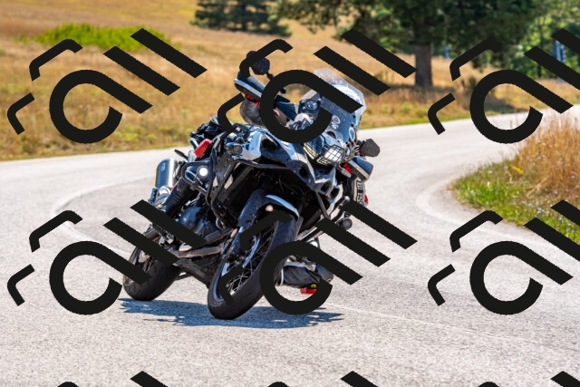 20250802103836-R01_7600_r1