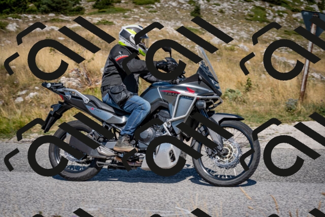 202508091106-DSC_4279_c2