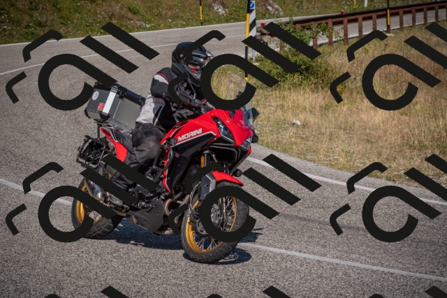 20250809100300-_5009684_am_