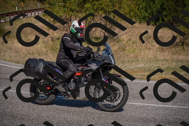 20250809100301-_5009687_am_