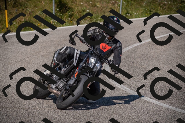 20250809101944-_5009749_am_