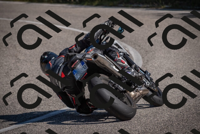 20250809102110-_5009757_am_