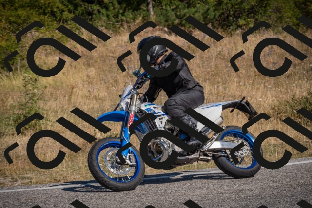 20250809102145-_5009762_am_